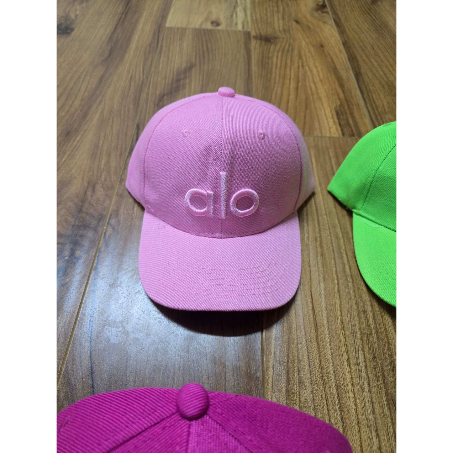 Women 's Caps