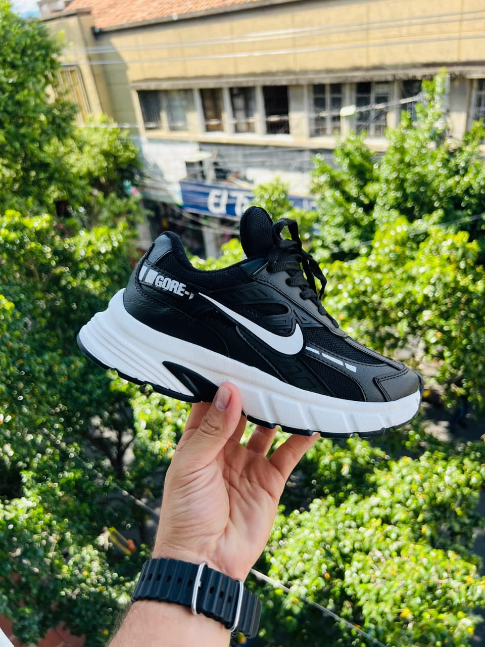 Tenis #37