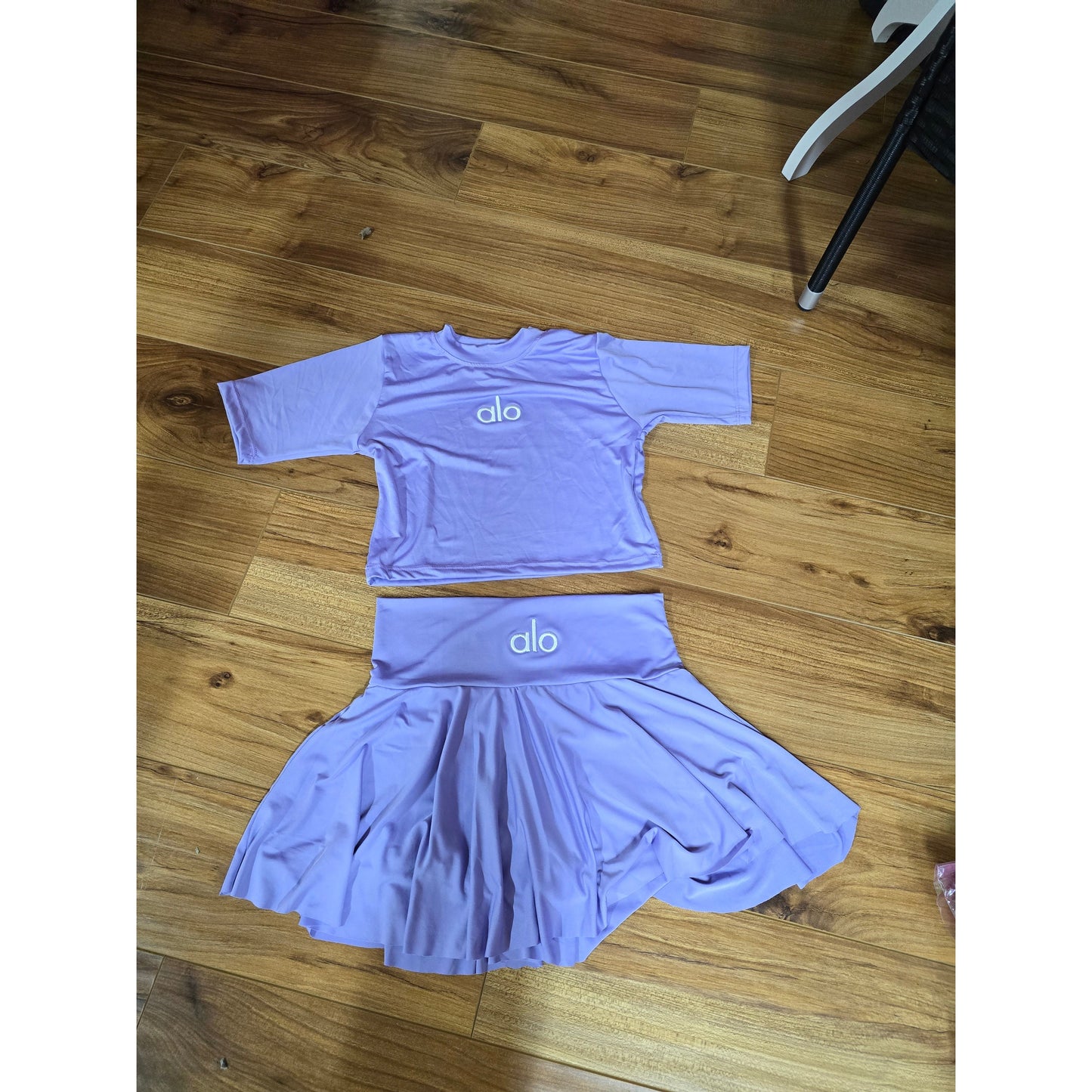 Conjunto de saya alo bordado sirve  S/M