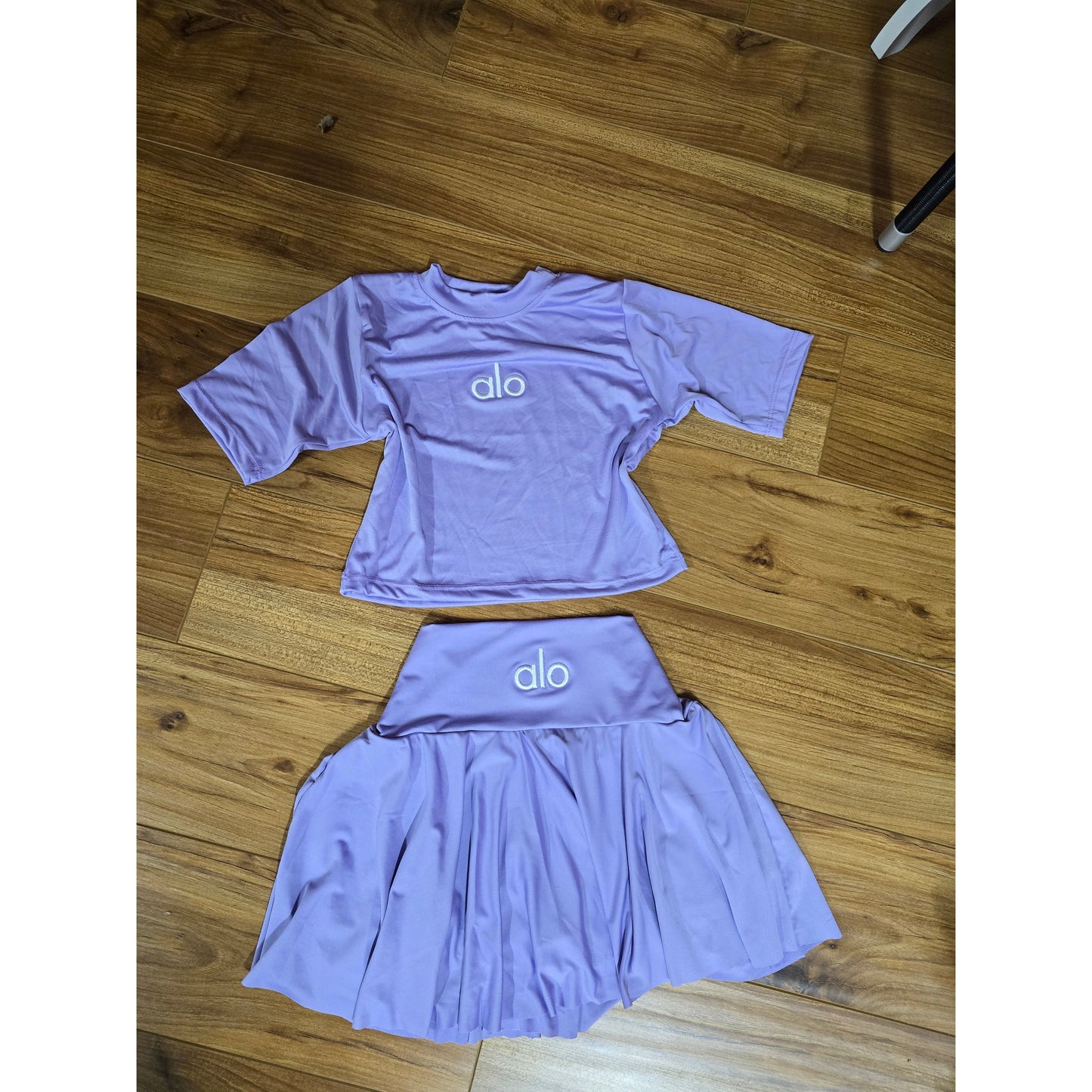 Conjunto de saya alo bordado sirve  S/M