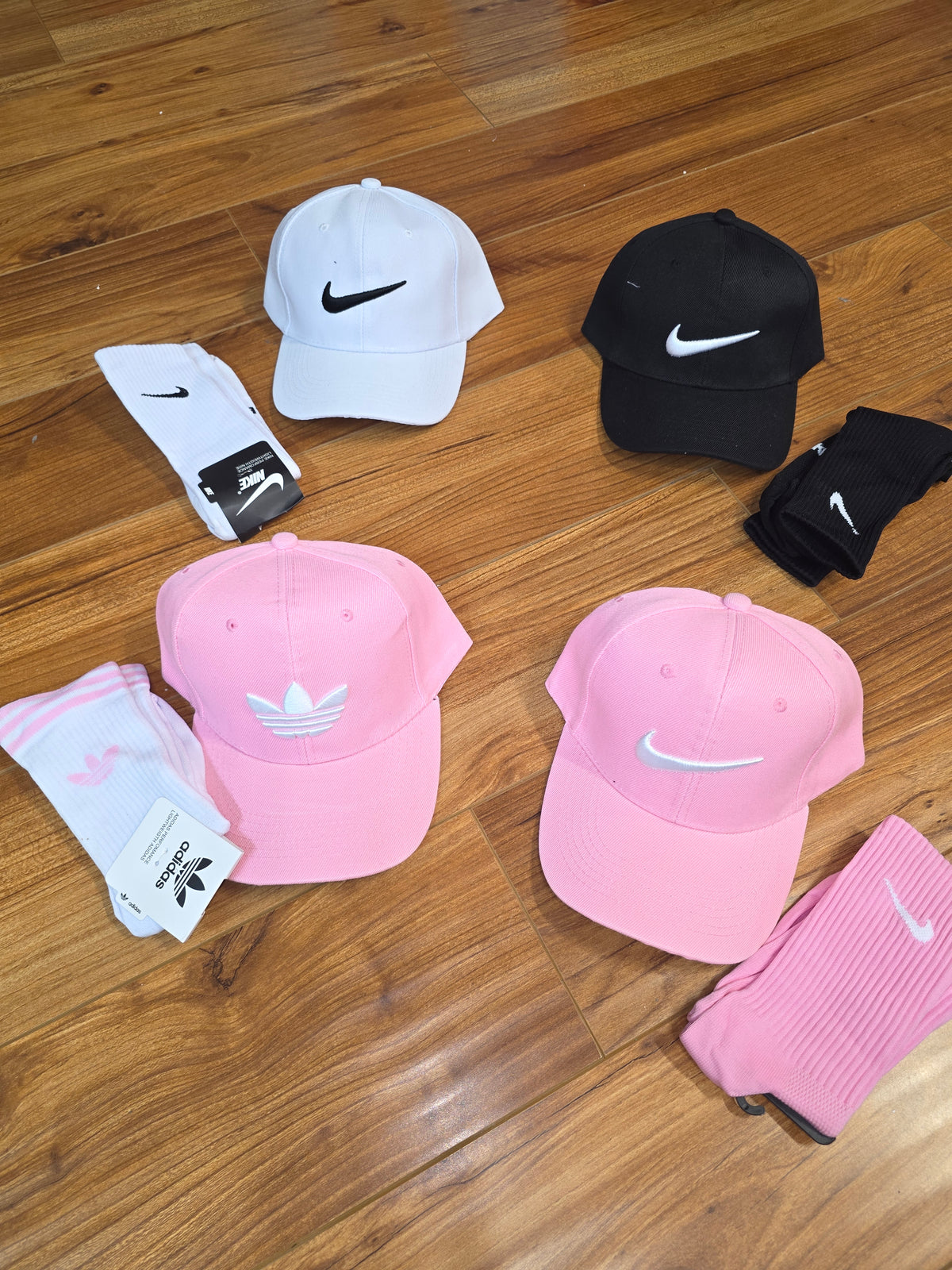 Duo gorra y medias