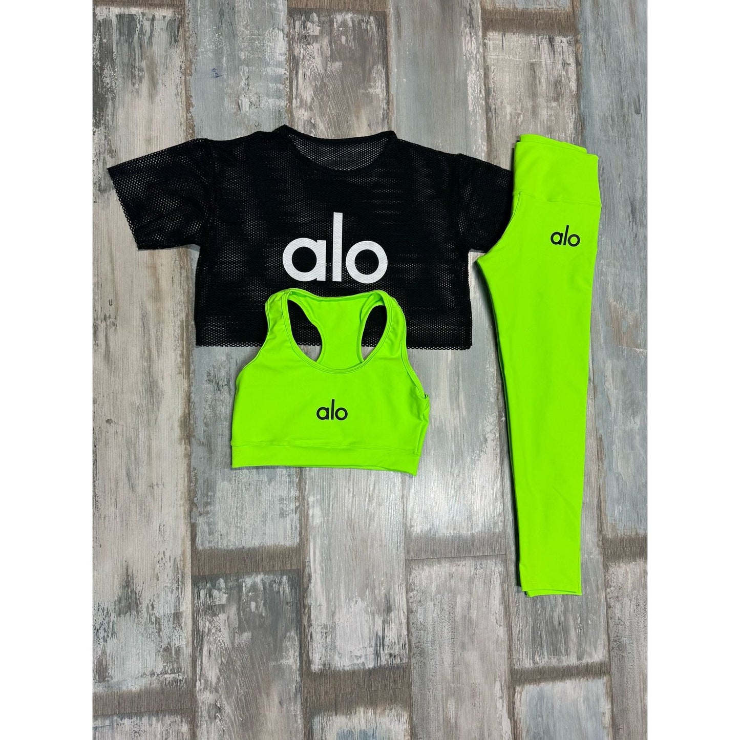 sets serves s/m