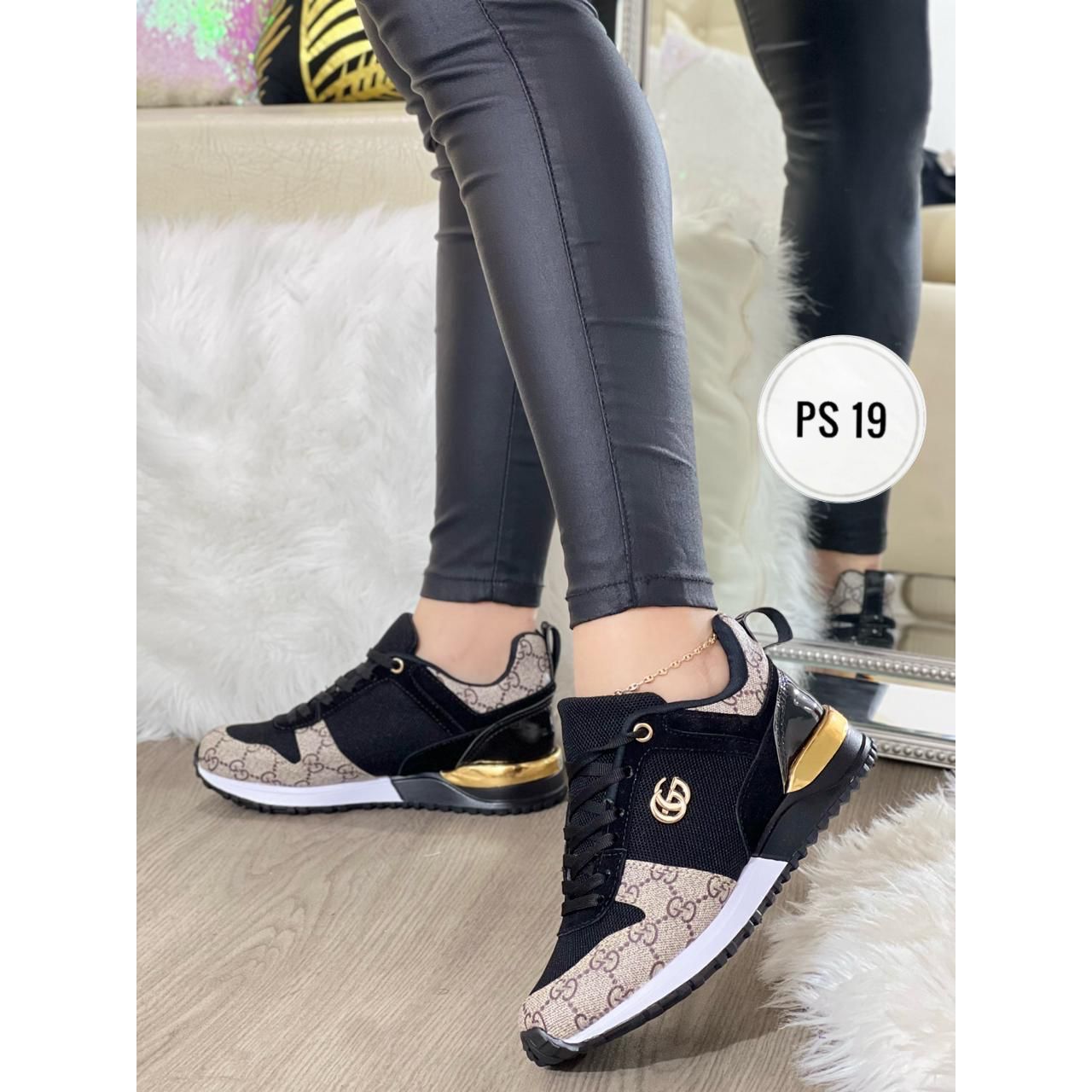 Tenis
