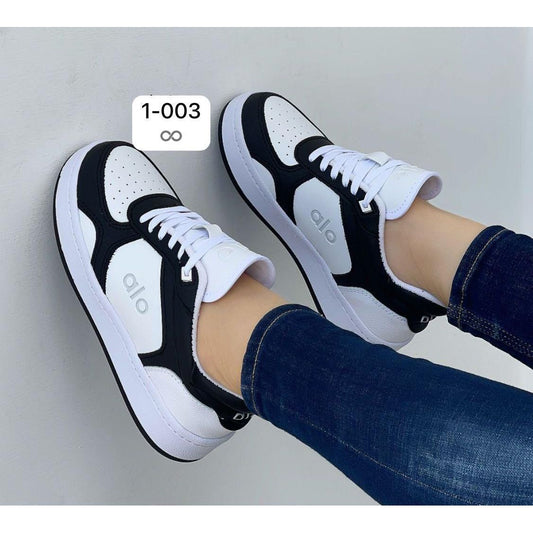 Tenis alo