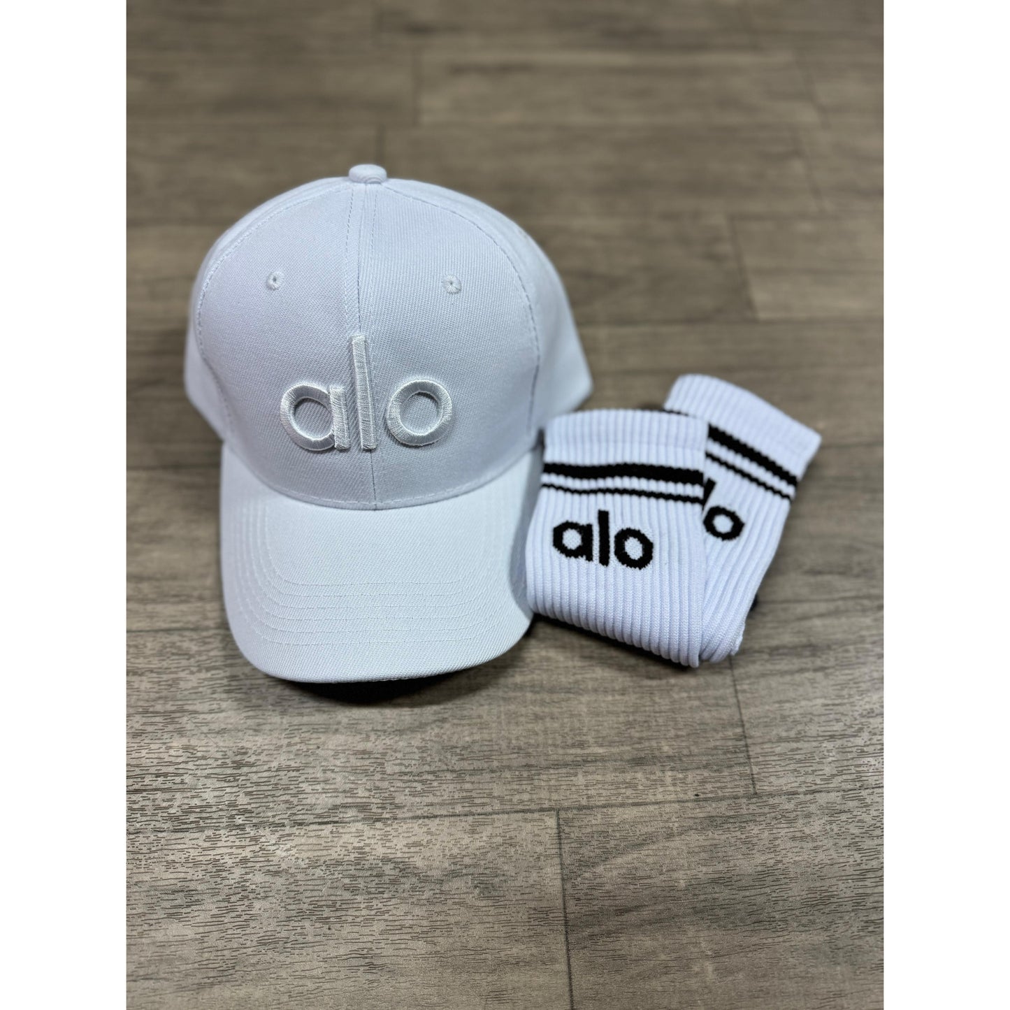 Duo gorra y medias