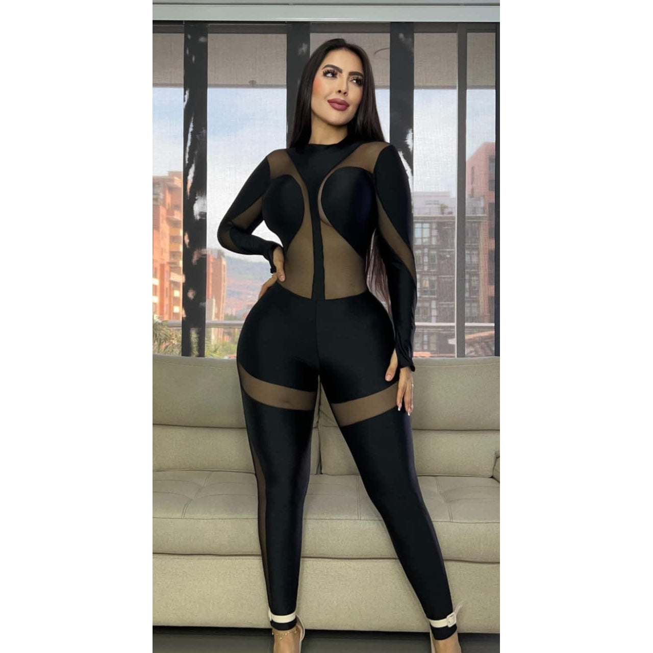 Enterizo tela destellante talla única sirve S/M